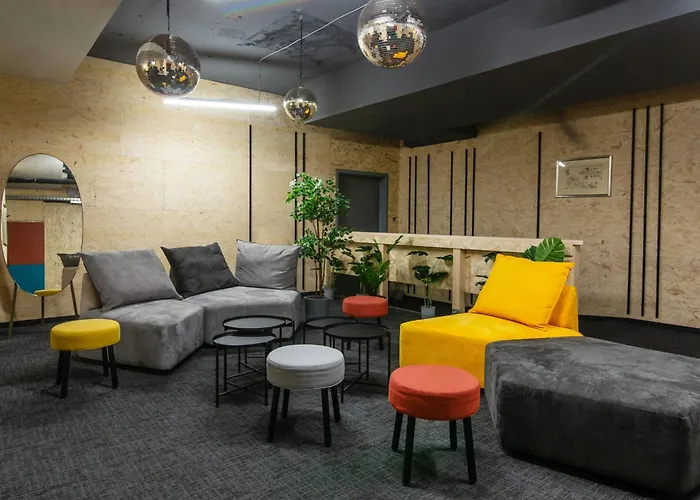 Headline Apartments